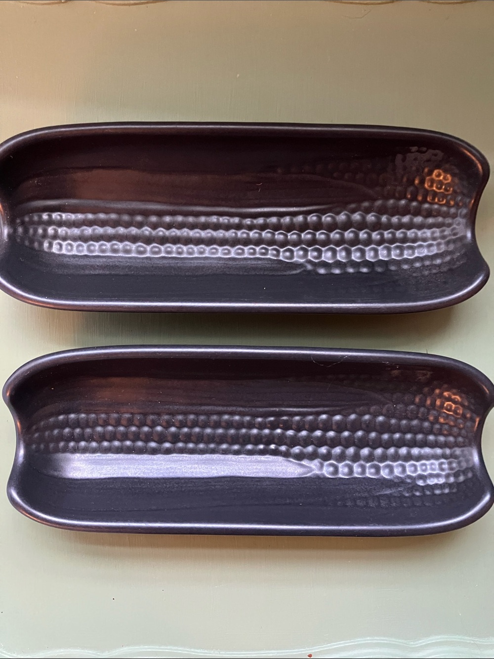 2 Pfaltzgraff Midnight Sun black ceramic corn holders HTF pattern